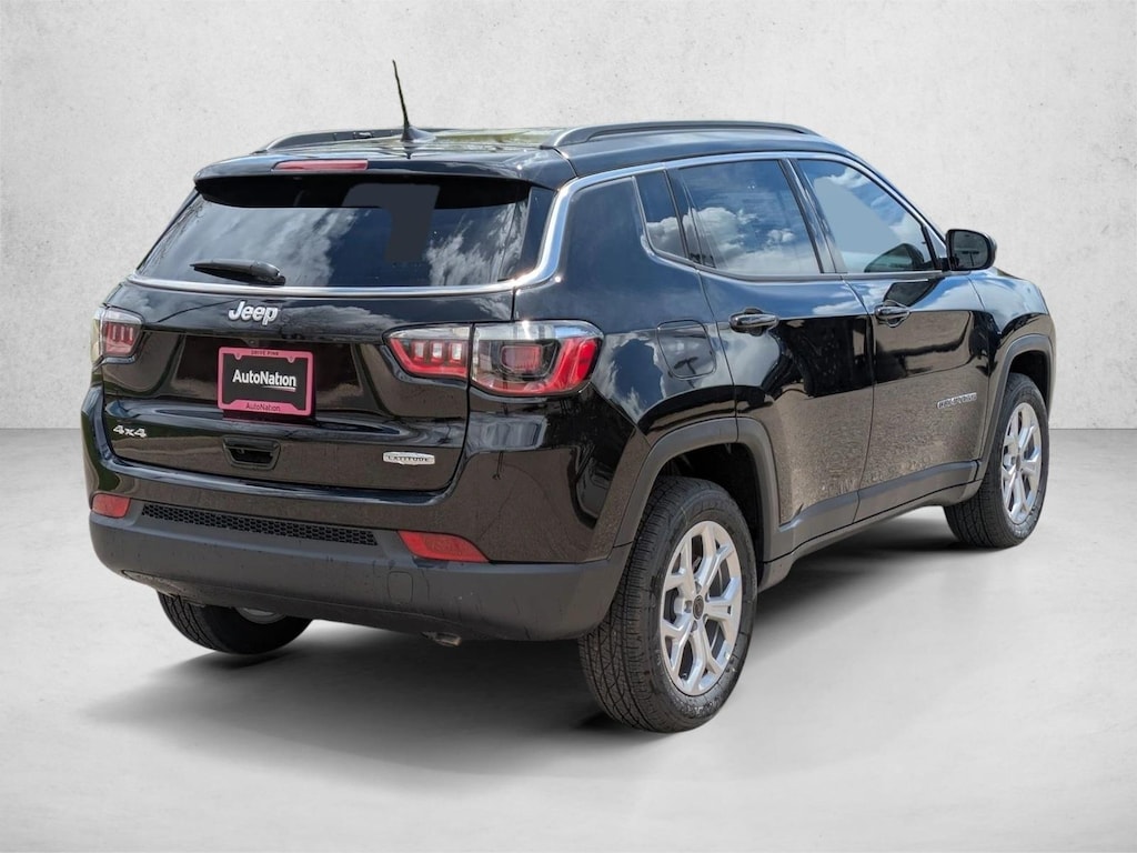 New 2025 Jeep Compass Latitude SUV