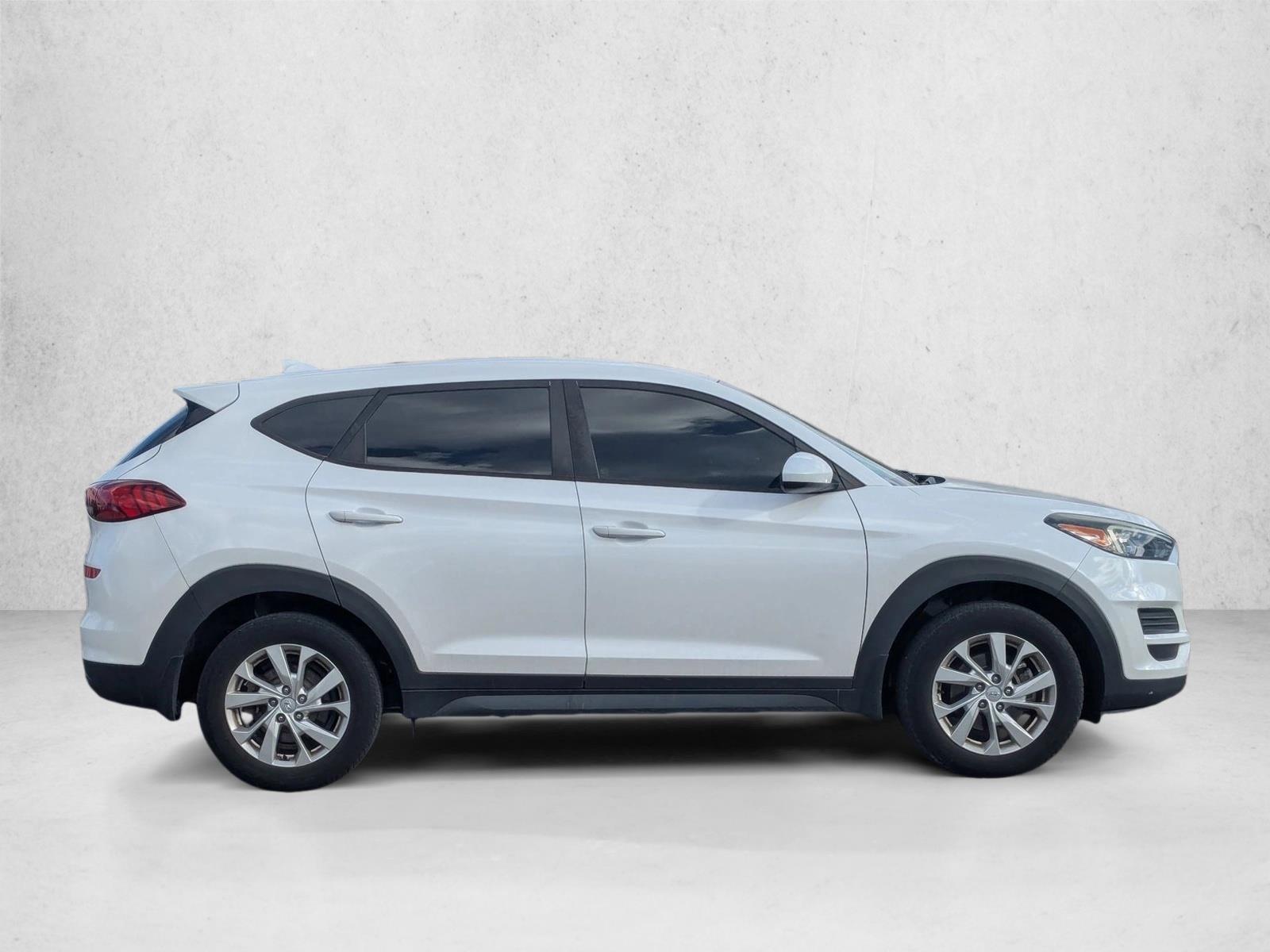 2019 Hyundai Tucson SE Sport photo 4