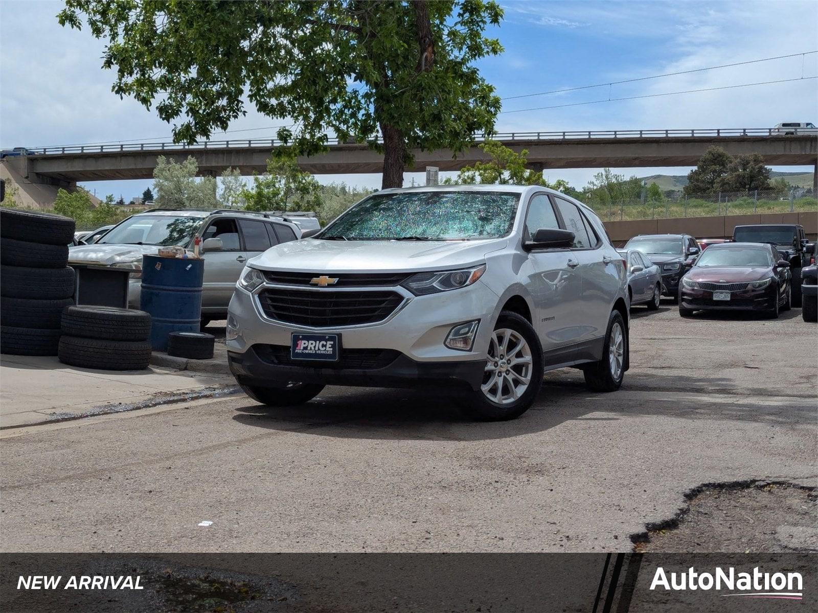 2020 Chevrolet Equinox AWD LS's photo