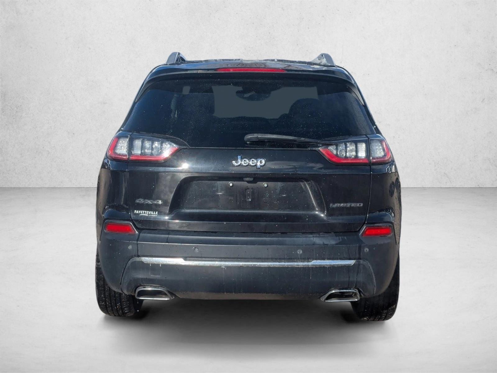 2019 Jeep Cherokee Limited Sport photo 4