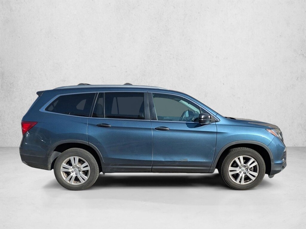 Used 2018 Honda Pilot LX Sport Utility