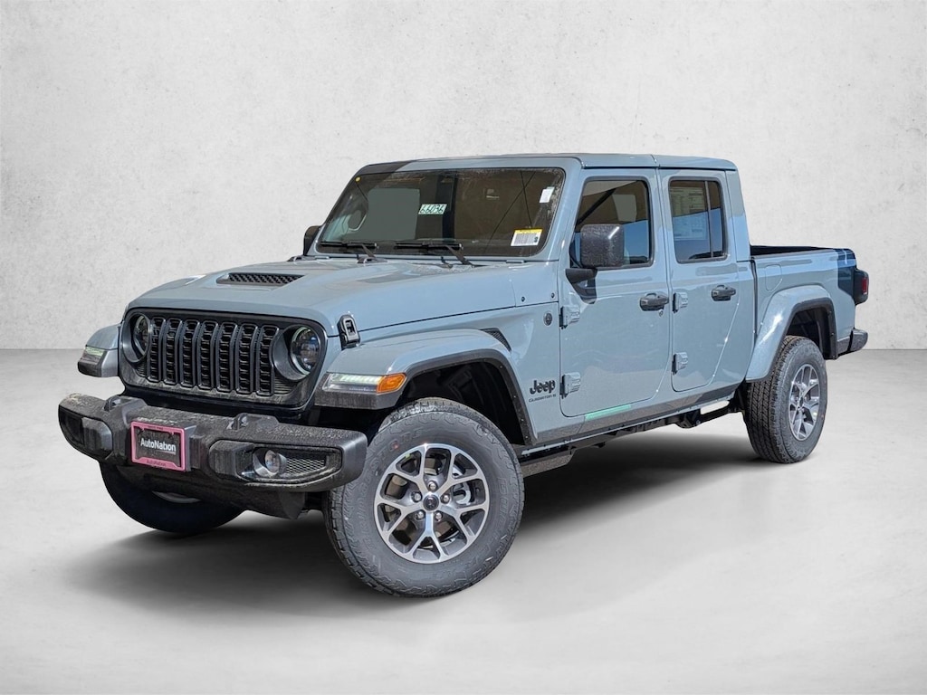 New 2026 Jeep Gladiator Sport S Truck Crew Cab