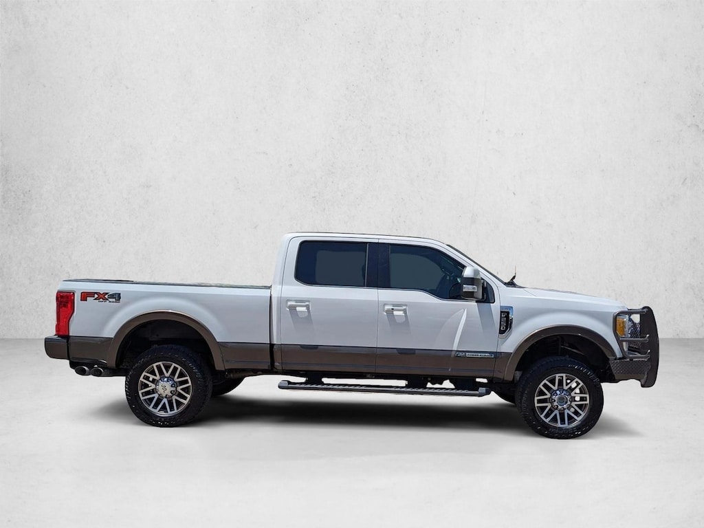Used 2017 Ford F-250 King Ranch Crew Cab Pickup