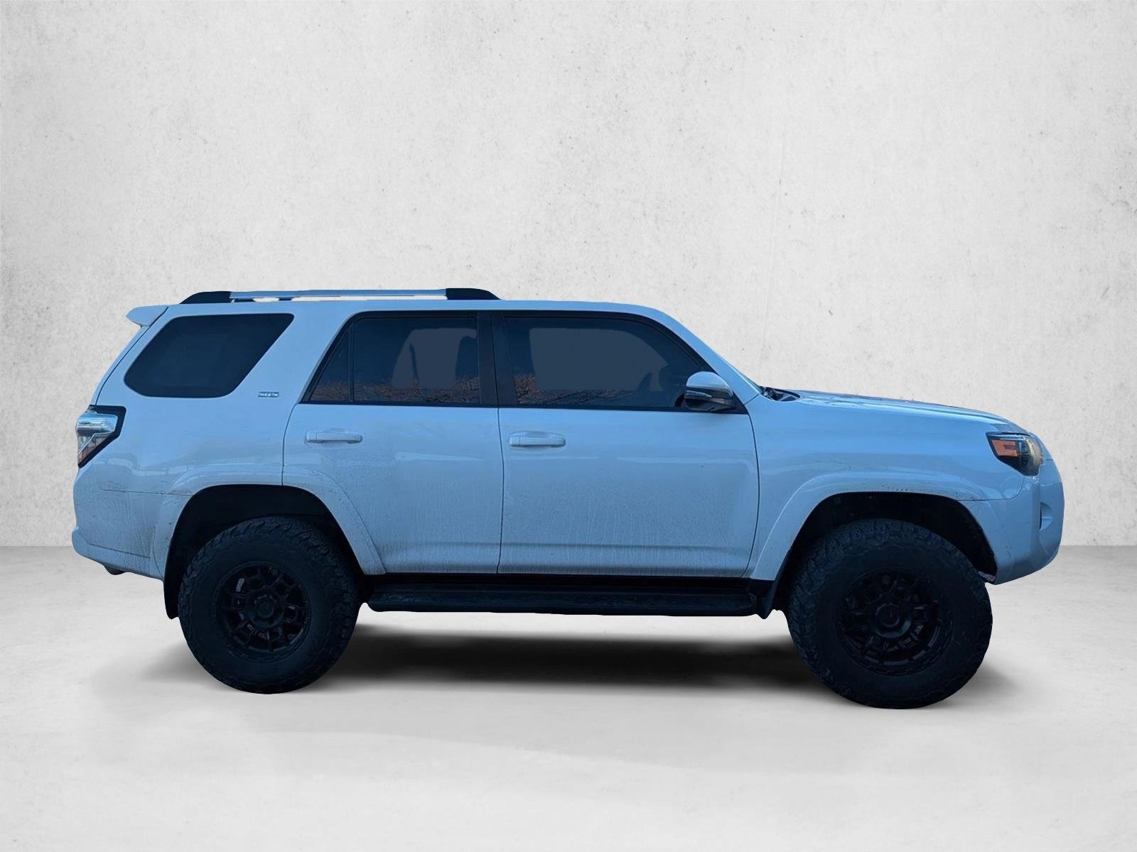 2021 Toyota 4Runner SR5 Premium photo 4