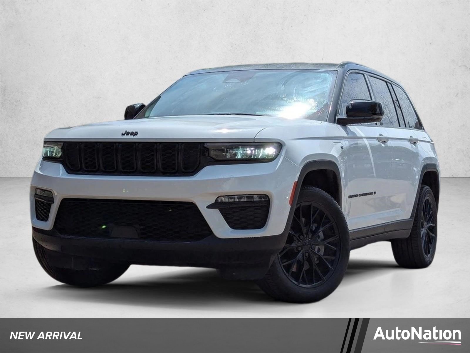 2022 Jeep Grand Cherokee 4xe 4x4's photo