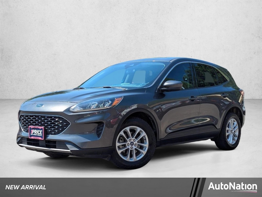 Used 2020 Ford Escape SE Sport Utility