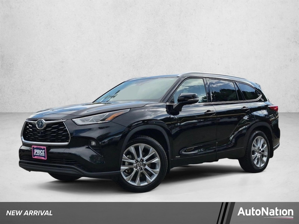 Used 2022 Toyota Highlander Hybrid Limited Sport Utility