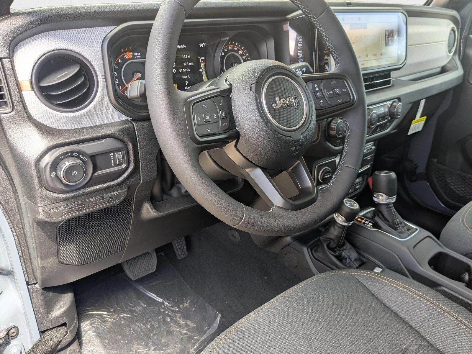 2025 Jeep Wrangler Willys photo 3