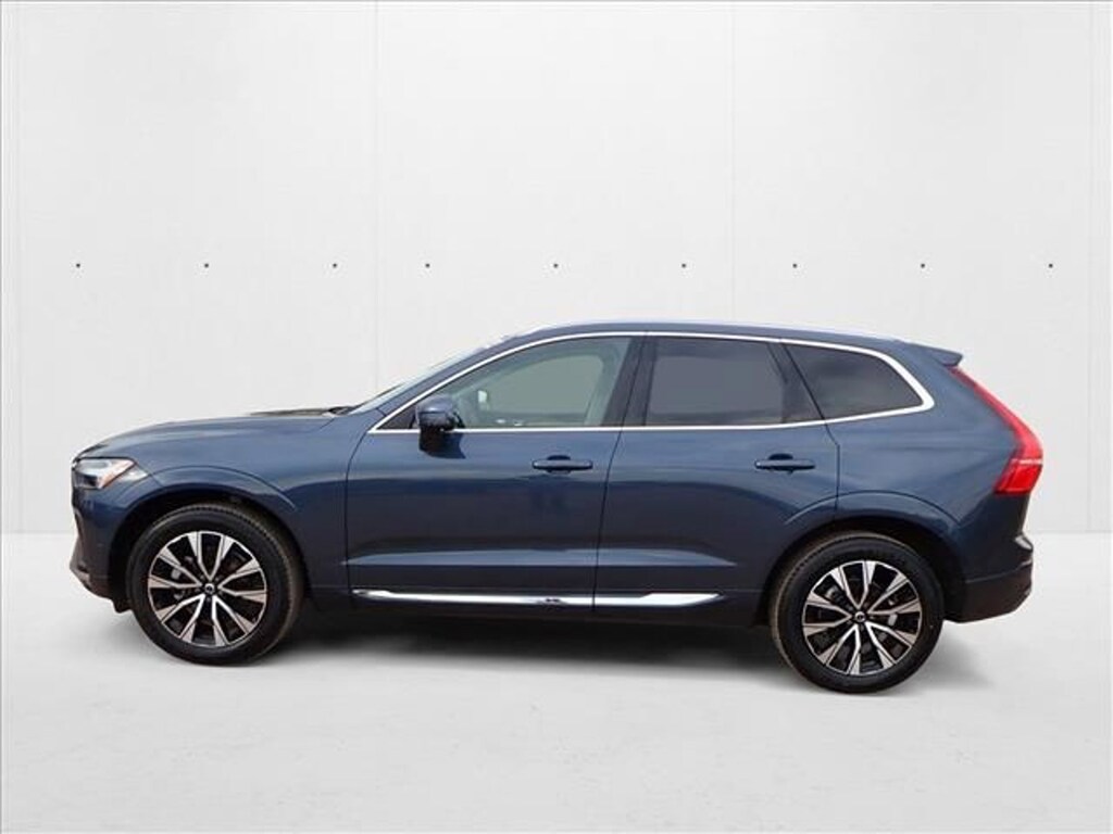 Used 2023 Volvo XC60 Plus Bright Theme Sport Utility