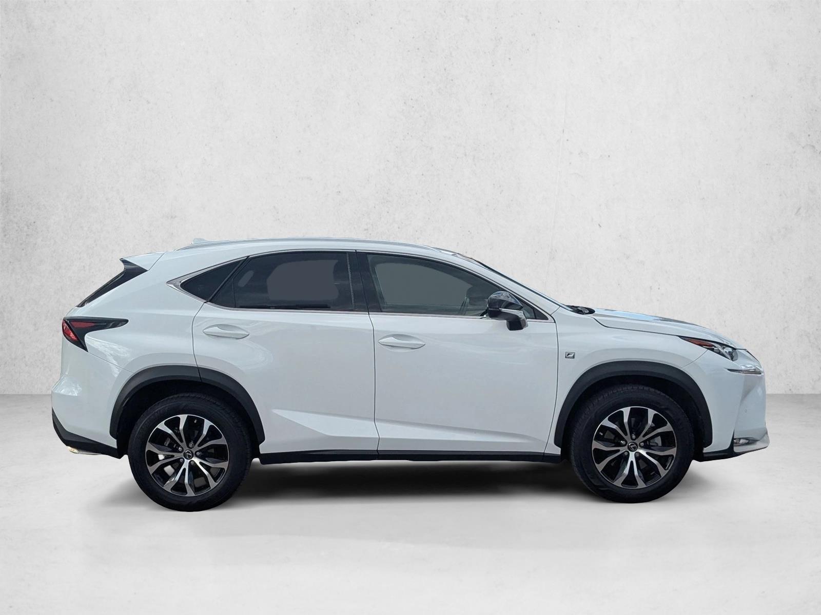 2016 Lexus NX 200t F SPORT photo 4