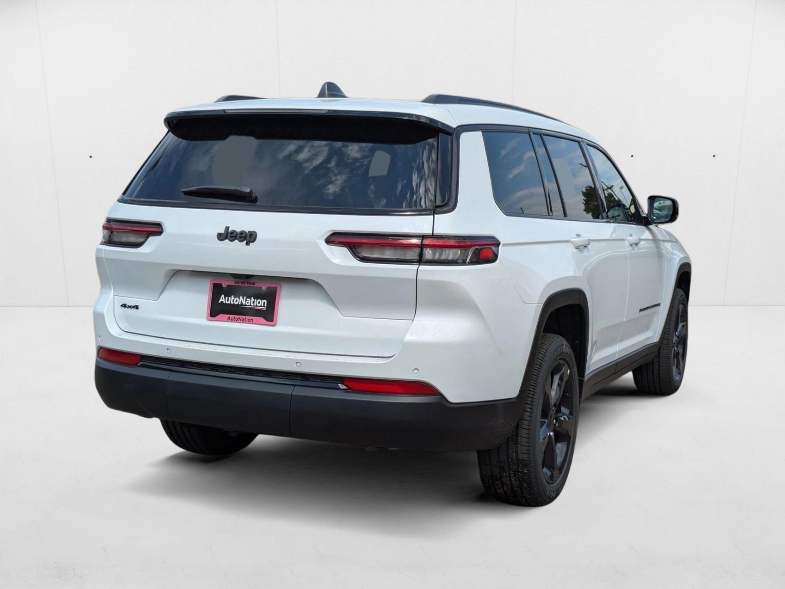 2025 Jeep Grand Cherokee Altitude X photo 2