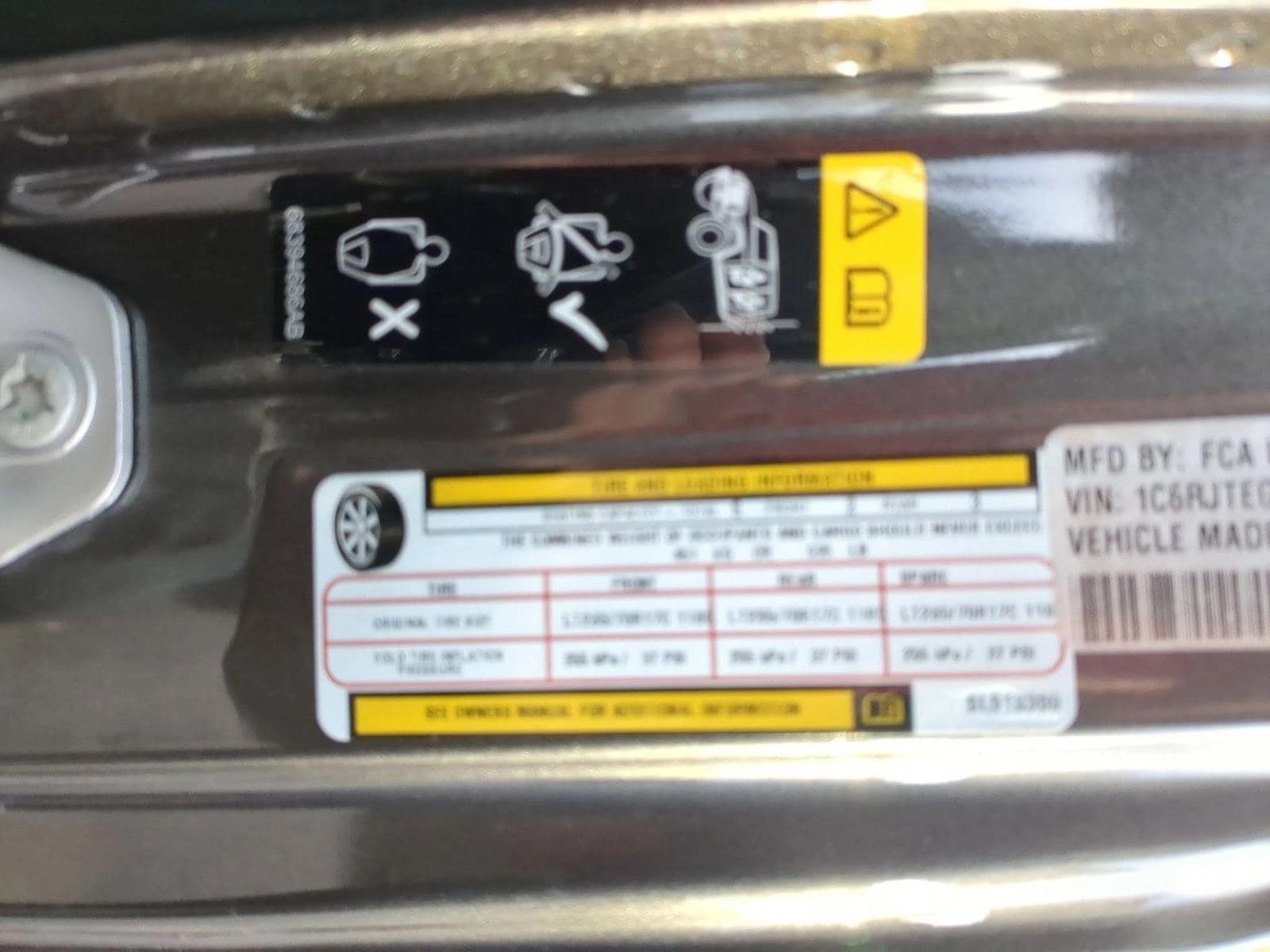 2025 Jeep Gladiator Mojave - Photo 19