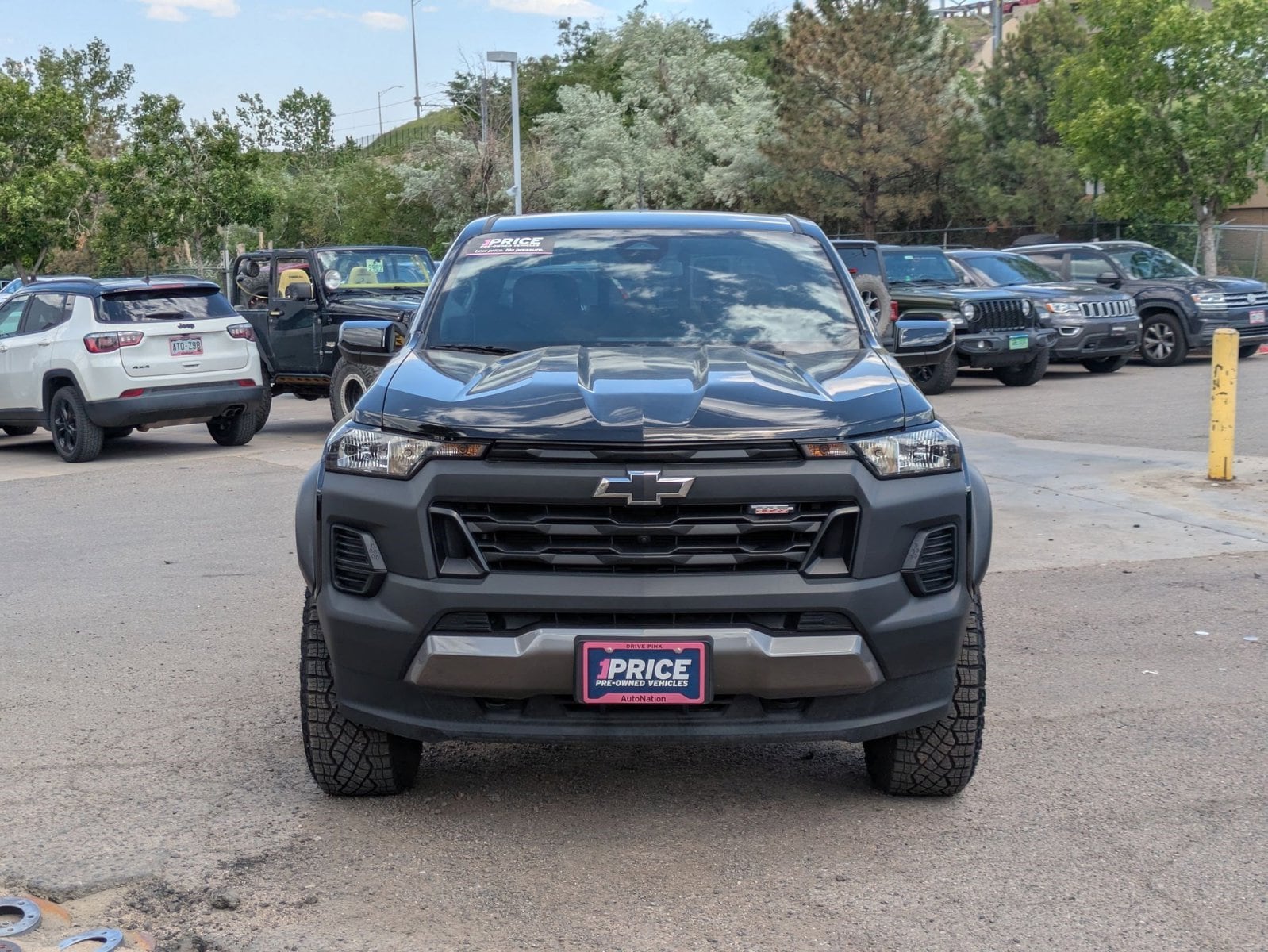 Used 2023 Chevrolet Colorado Trail Boss with VIN 1GCPTEEK1P1260909 for sale in Golden, CO