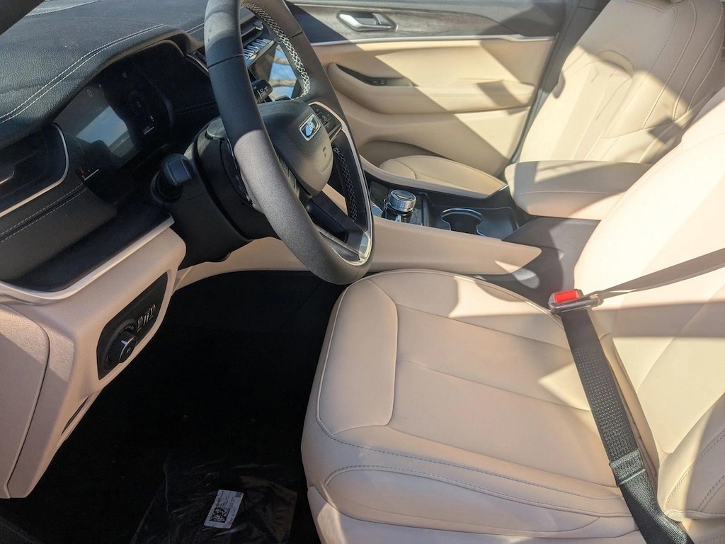 New 2025 Jeep Grand Cherokee Limited SUV