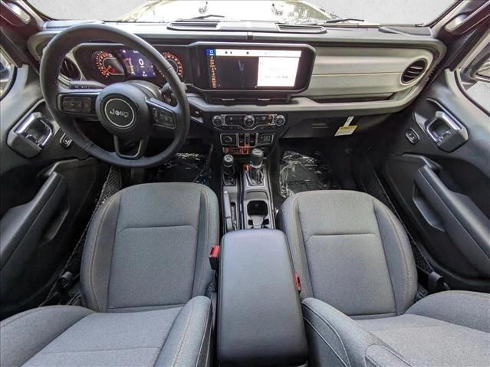 2025 Jeep Gladiator Willys photo 2