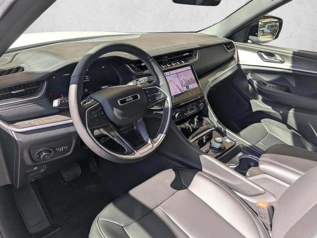 New 2025 Jeep Grand Cherokee Limited SUV