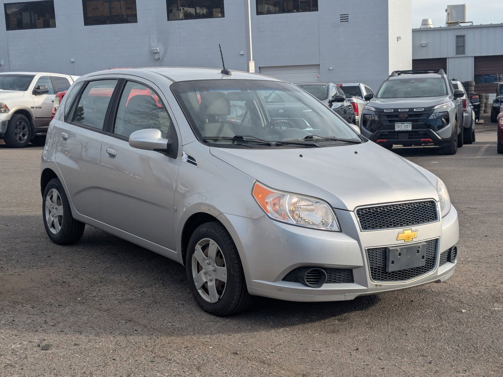 2009 Chevrolet Aveo Base LS photo 3