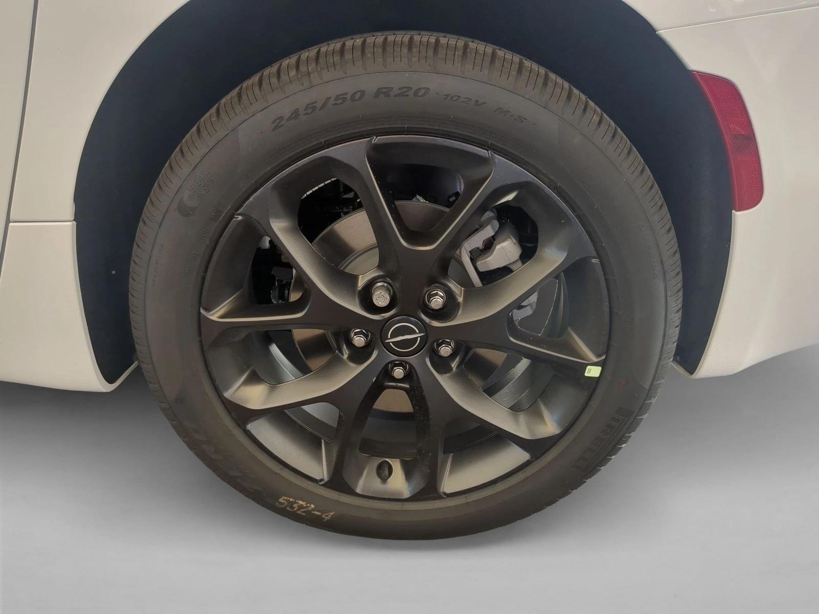 2026 Chrysler Pacifica Limited - Photo 10