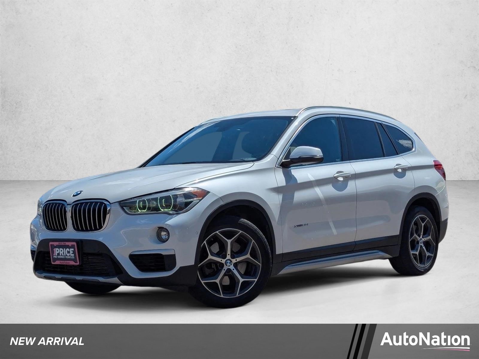 2017 BMW X1 xDrive28i's photo