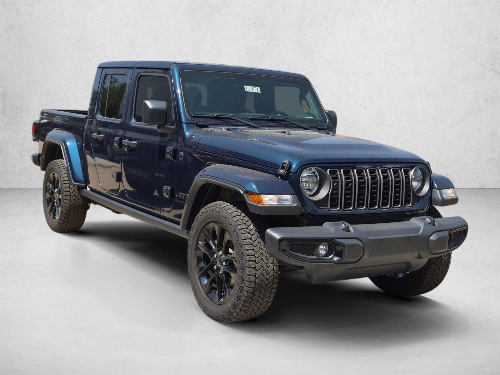 2025 Jeep Gladiator Nighthawk - Photo 6