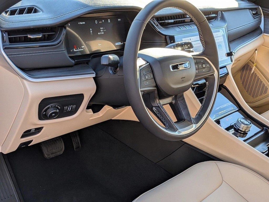 New 2026 Jeep Grand Cherokee L Limited SUV