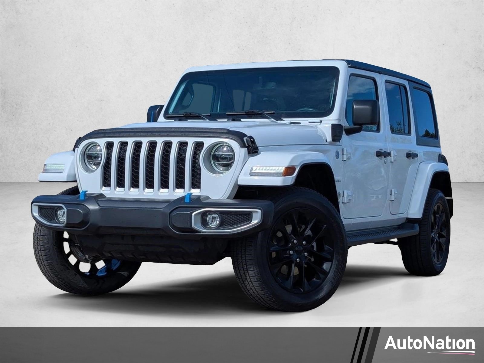 2022 Jeep Wrangler Sahara 4XE's photo