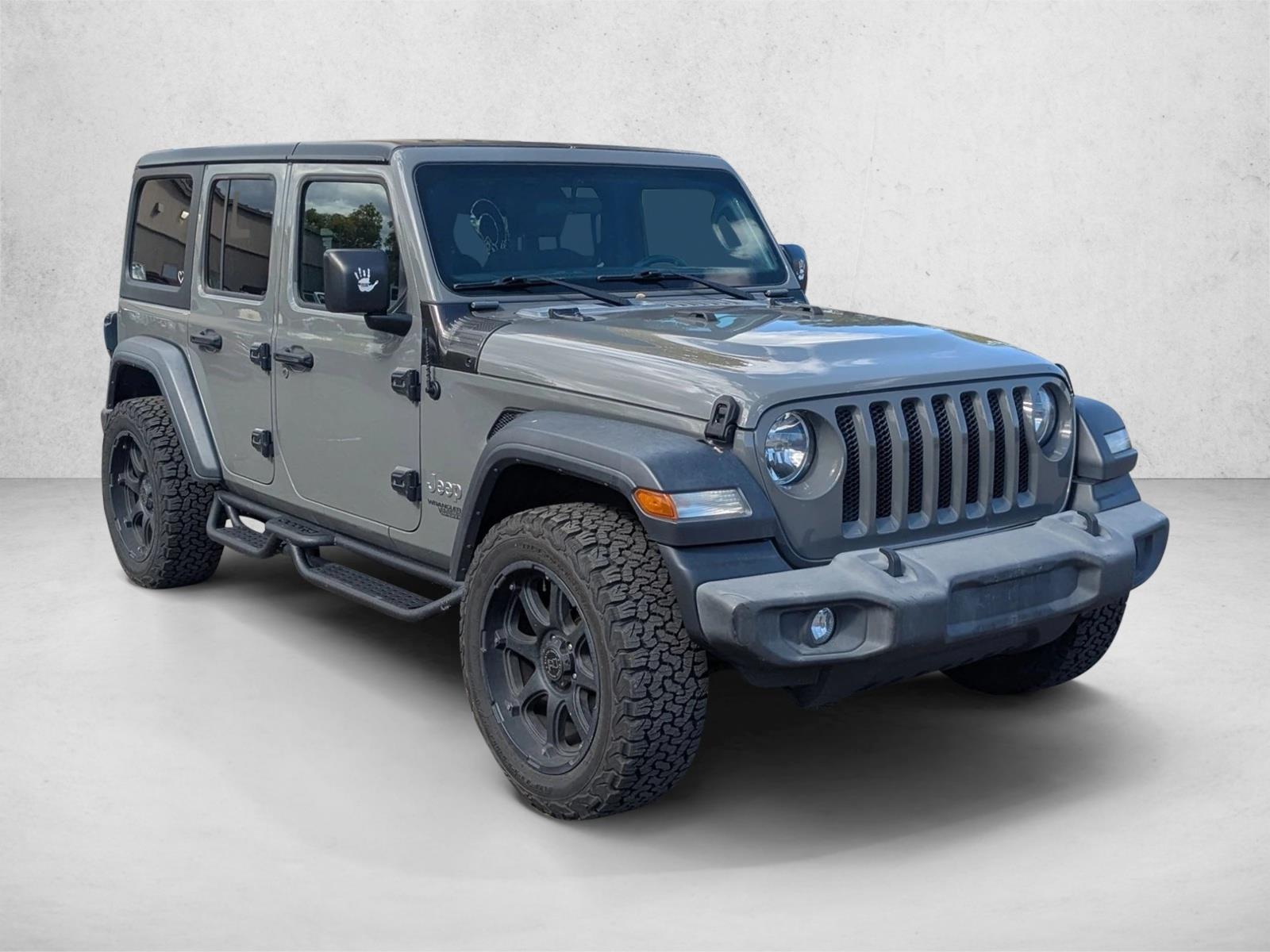 2018 Jeep Wrangler Sport S photo 3