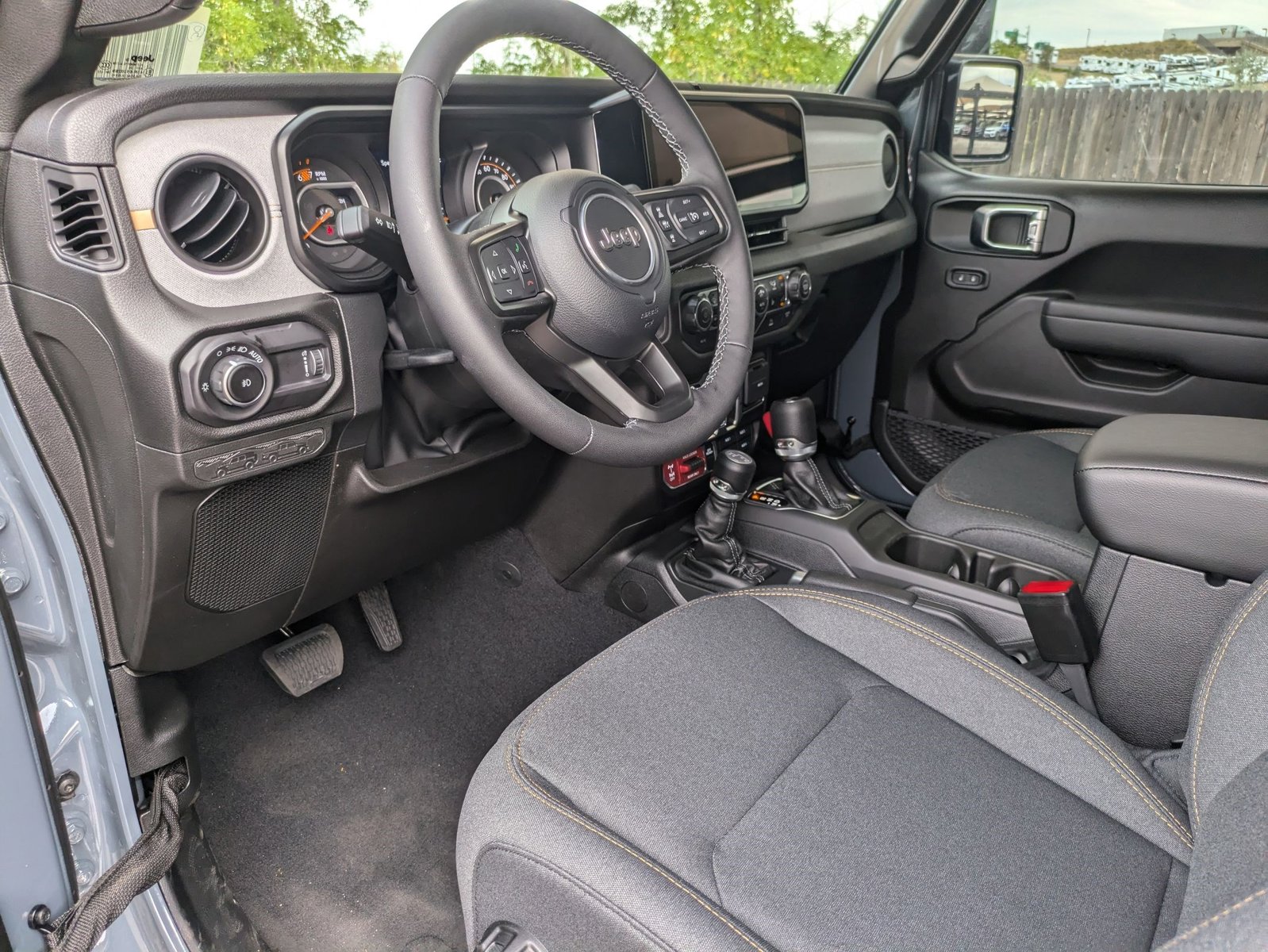 2025 Jeep Wrangler Willys photo 3