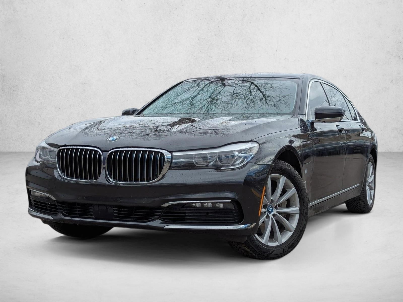 2018 BMW 7 Series 740e