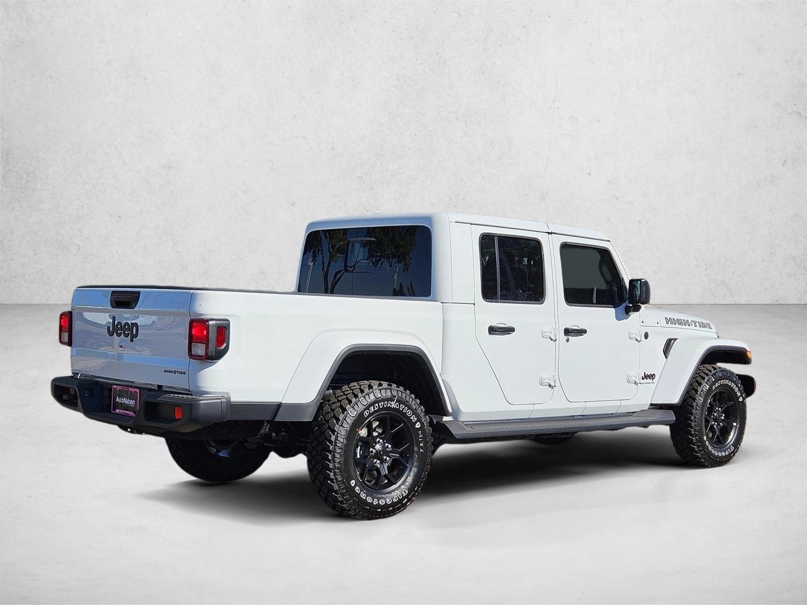 2025 Jeep Gladiator Sport photo 2