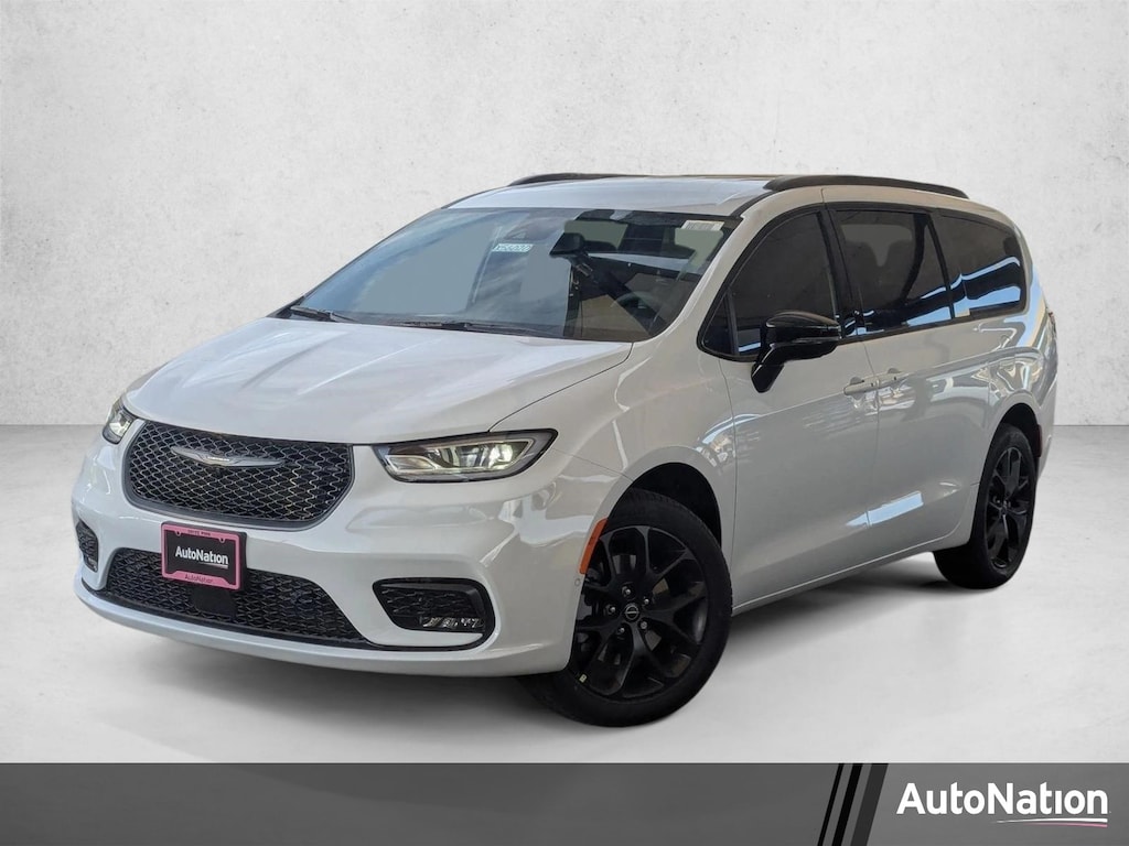 New 2026 Chrysler Pacifica Select Van Passenger Van