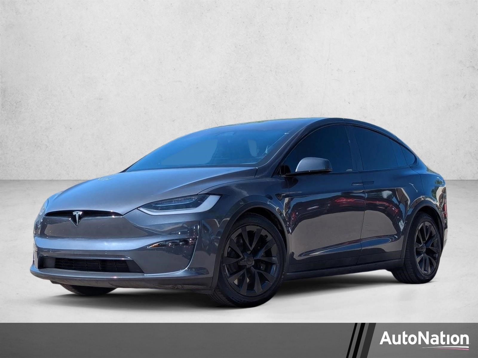 2022 Tesla Model X Plaid's photo