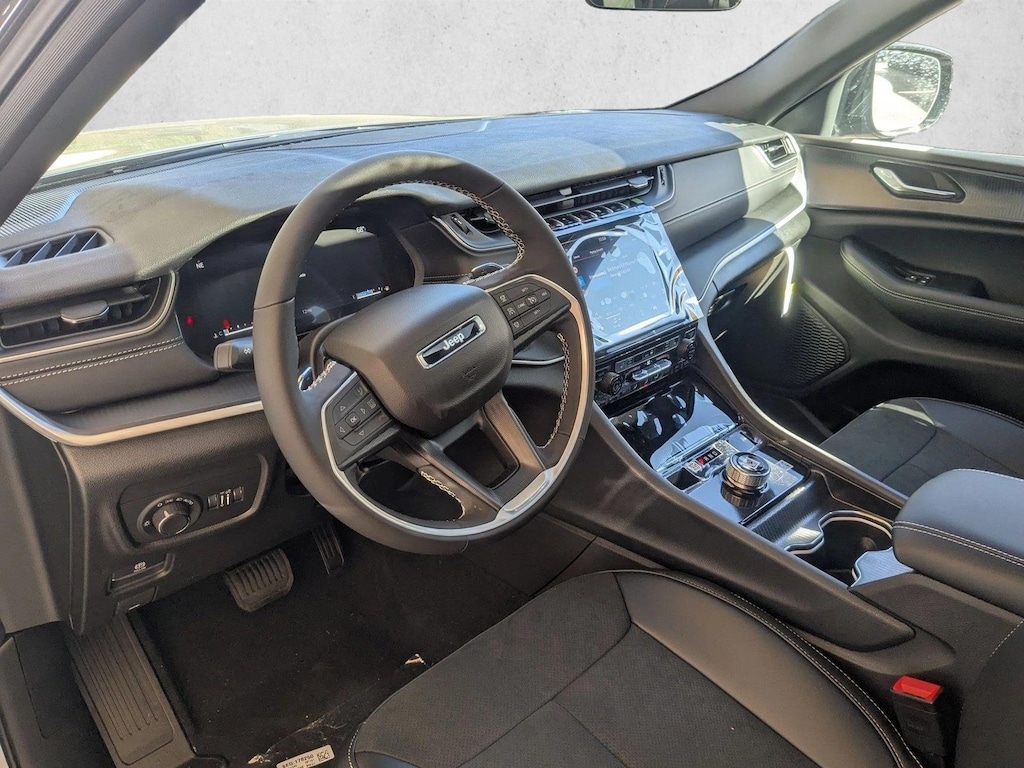 New 2025 Jeep Grand Cherokee Altitude X SUV