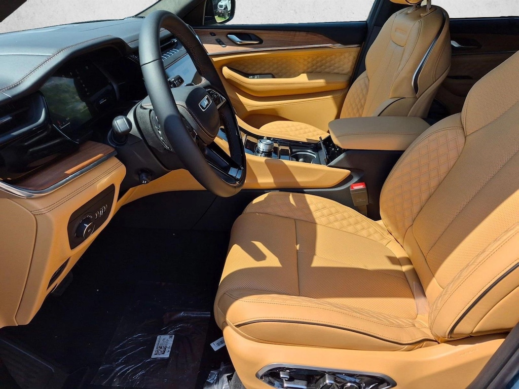 New 2026 Jeep Grand Cherokee L Summit SUV
