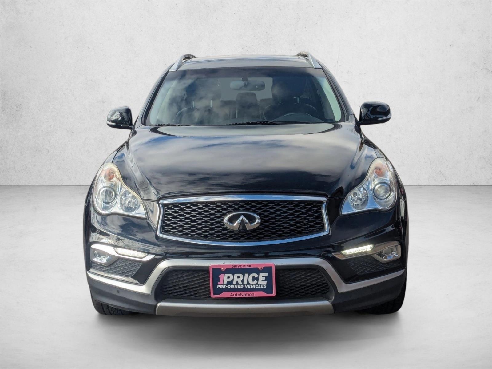 2017 Infiniti QX50 Premium photo 2