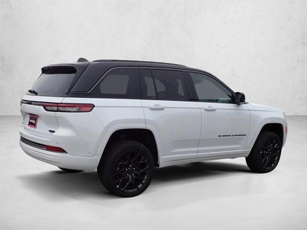 New 2026 Jeep Grand Cherokee Summit SUV