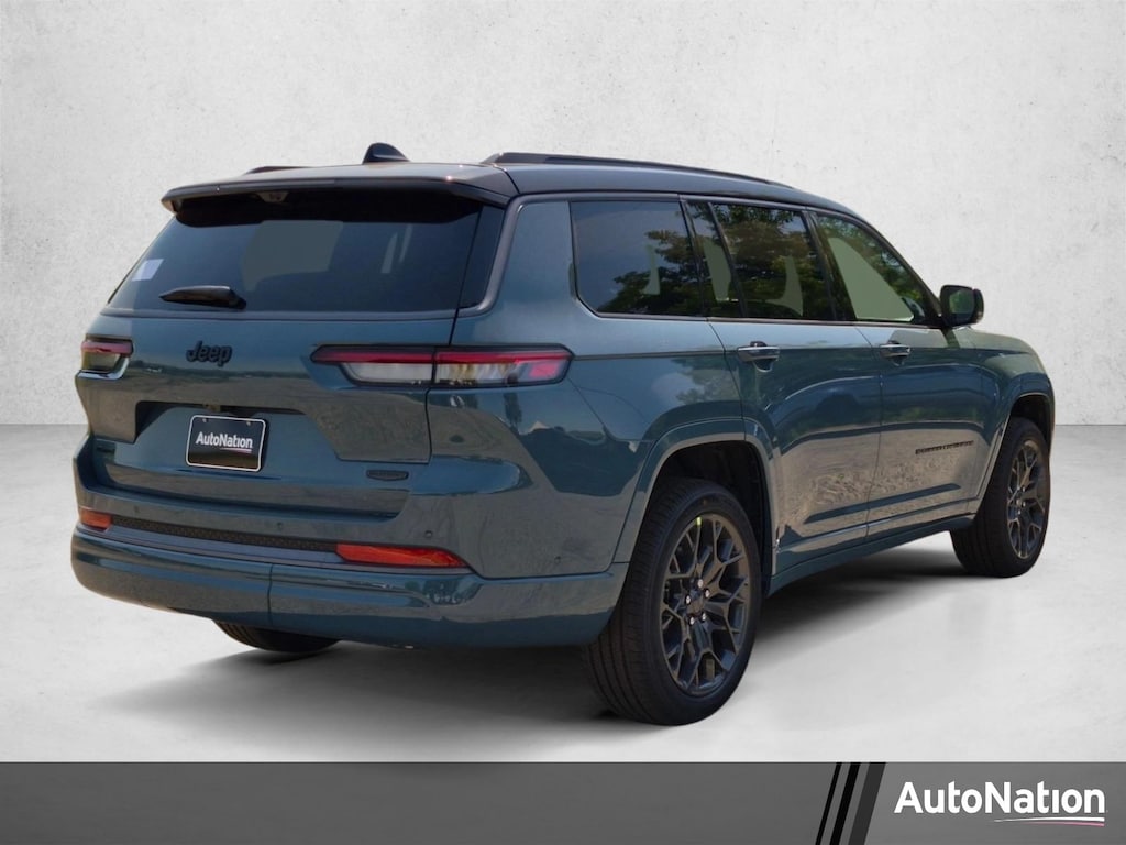 New 2026 Jeep Grand Cherokee L Summit SUV