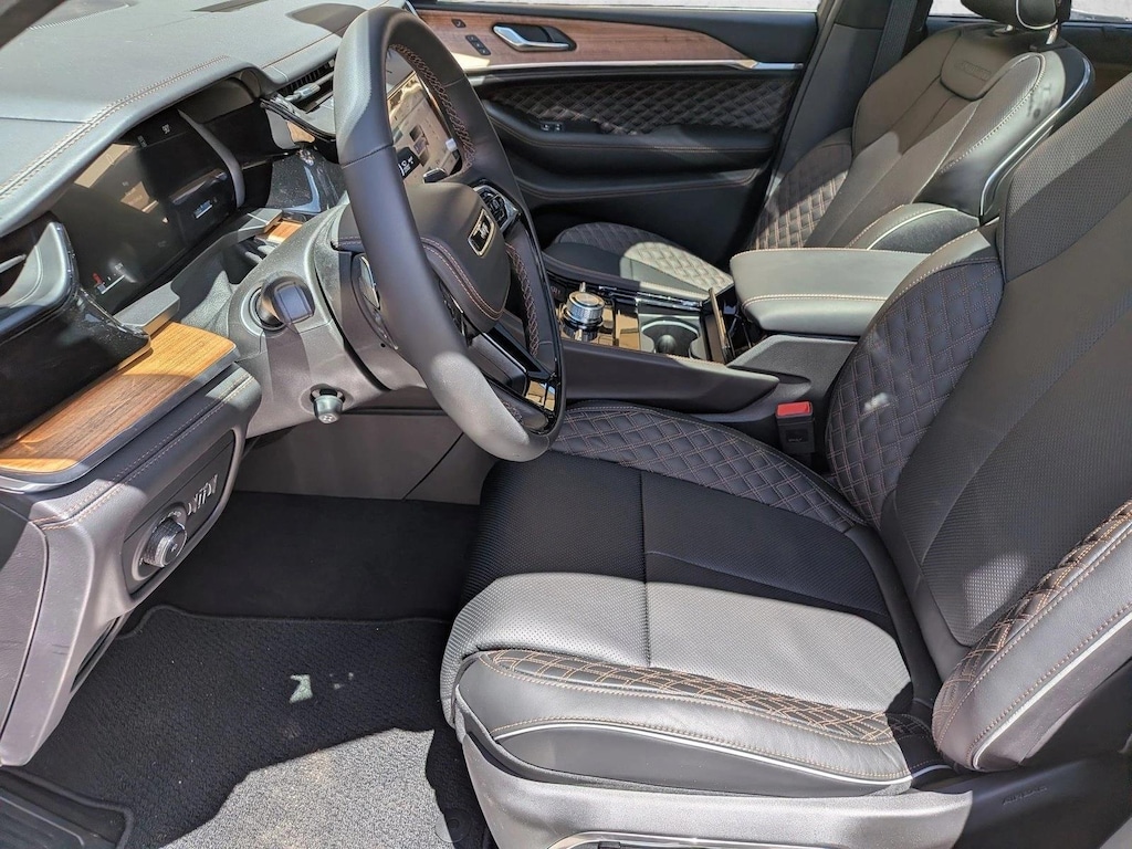 New 2026 Jeep Grand Cherokee Summit SUV