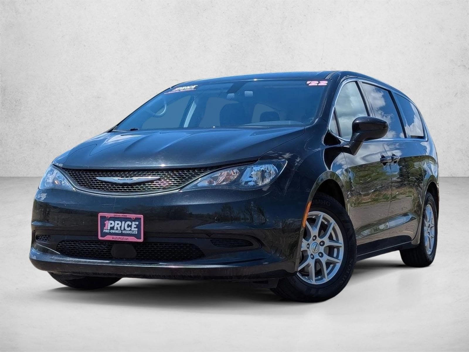 2022 Chrysler Voyager