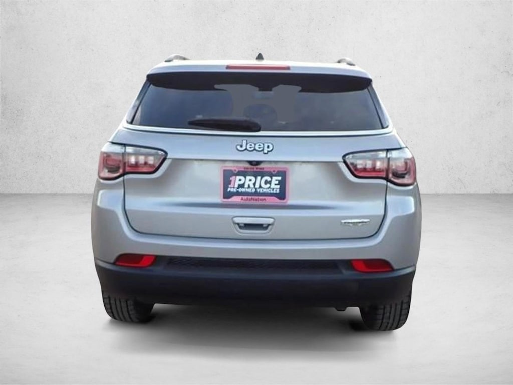 Used 2018 Jeep Compass Latitude Sport Utility