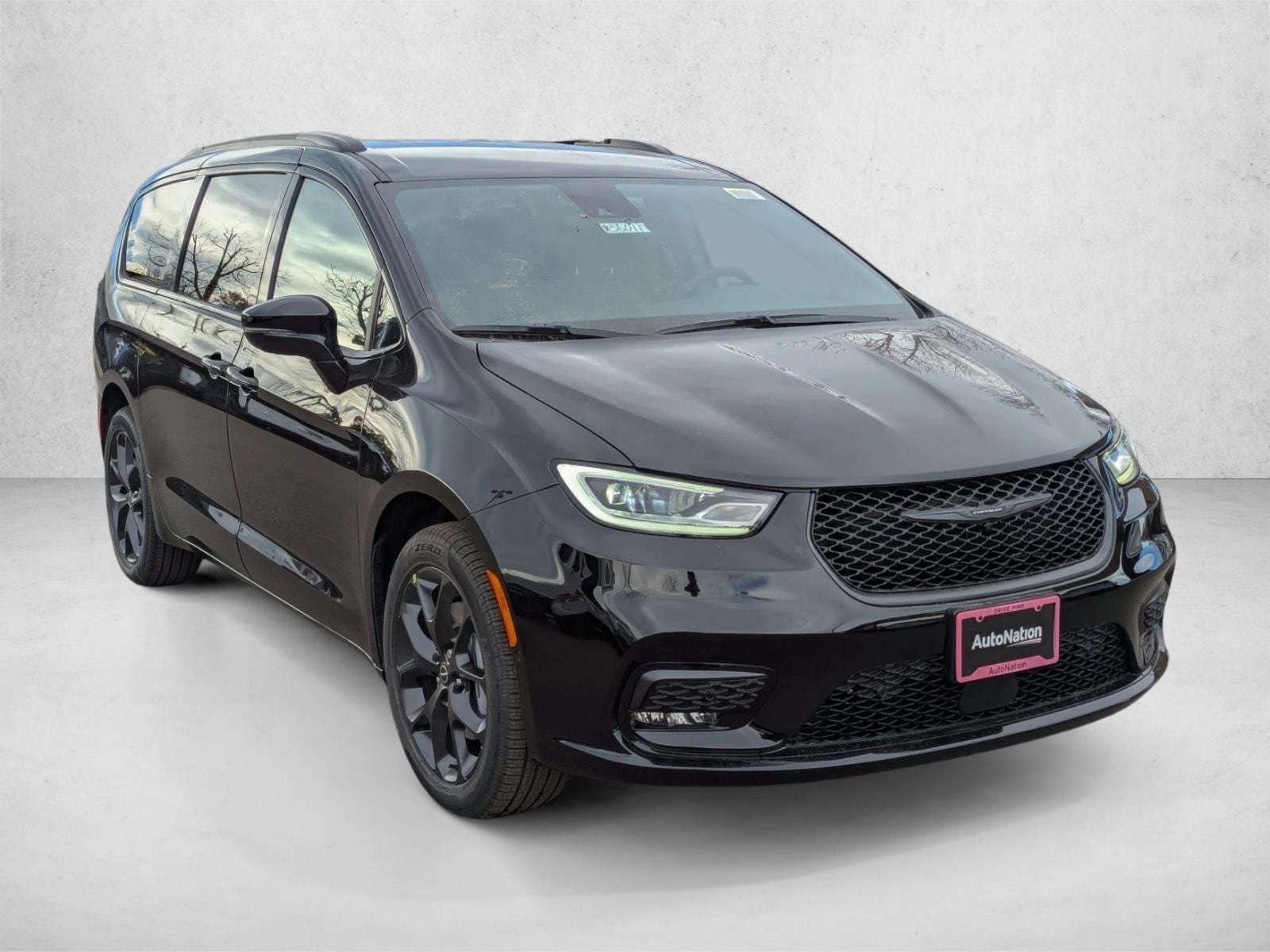2026 Chrysler Pacifica Select - Photo 6