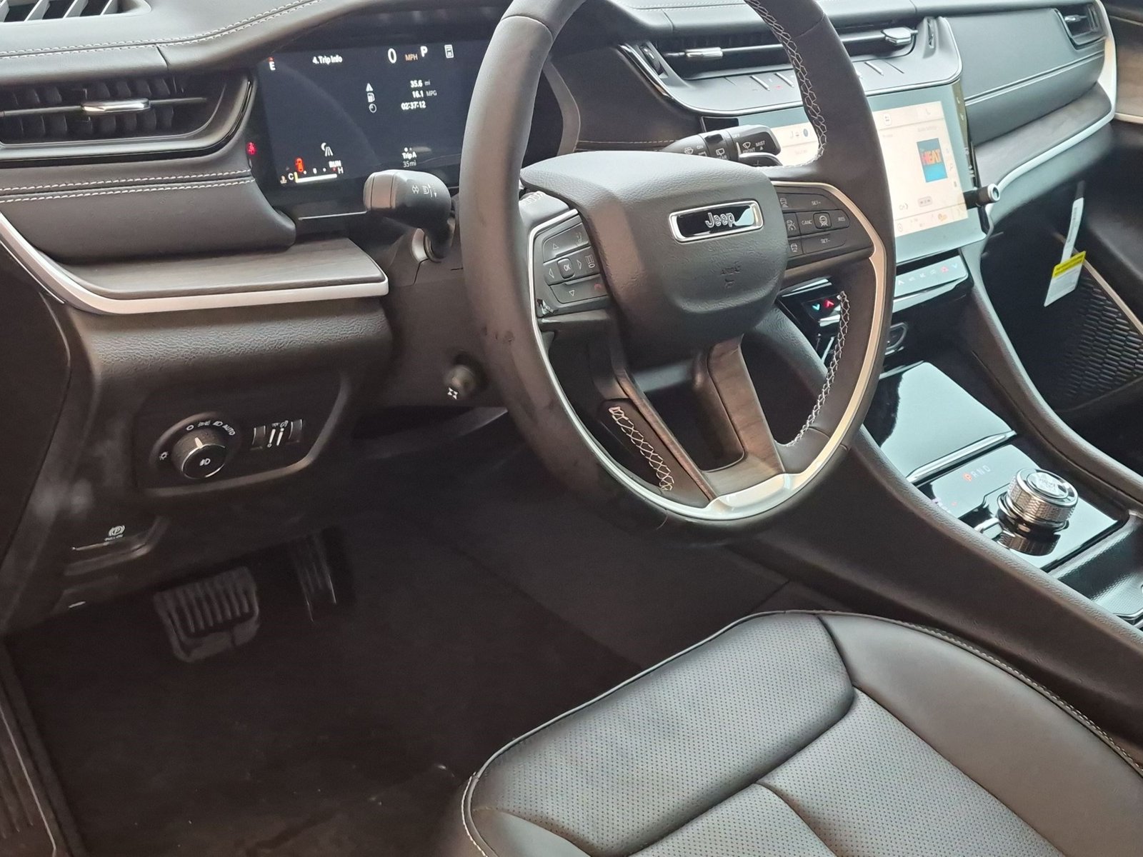 New 2027 Jeep Grand Cherokee L Limited Reserve SUV