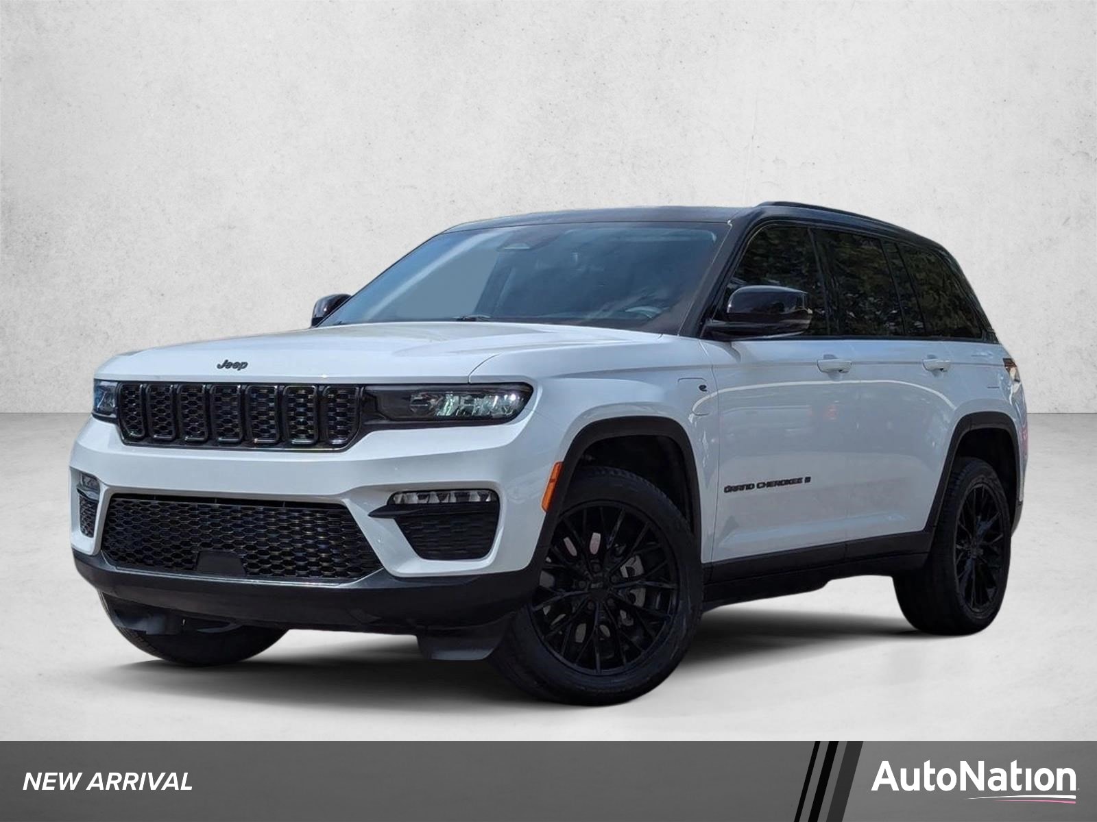 2022 Jeep Grand Cherokee 4xe 4x4's photo