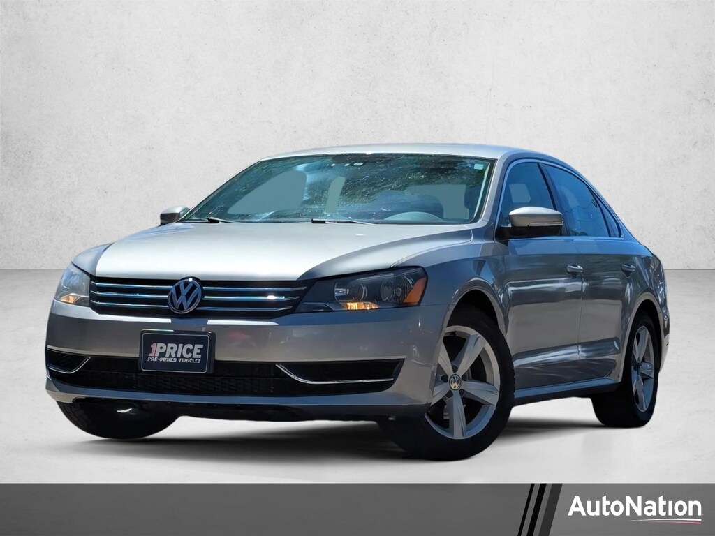 Used 2014 Volkswagen Passat SE 4dr Car