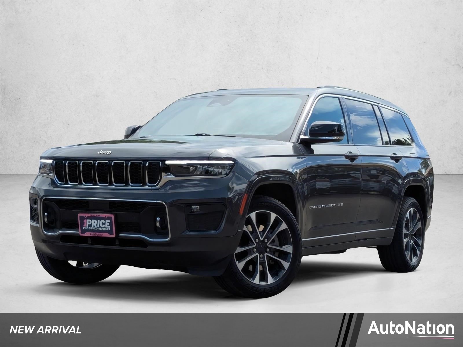 2021 Jeep Grand Cherokee L Overland's photo