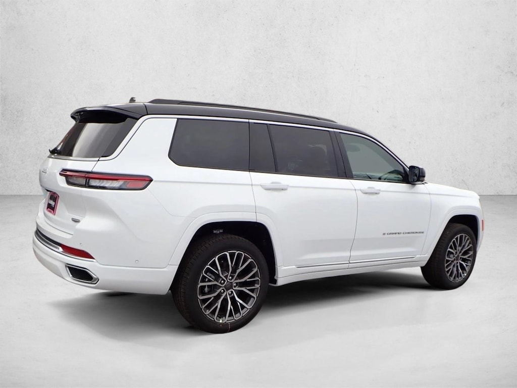 New 2025 Jeep Grand Cherokee Summit Reserve SUV