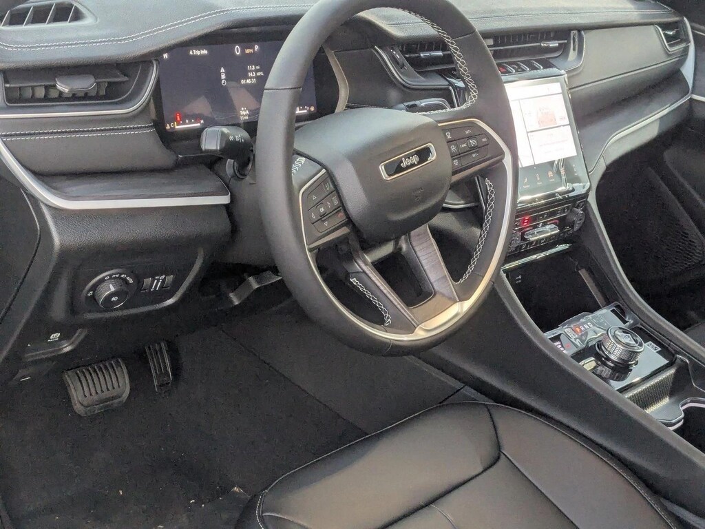 New 2025 Jeep Grand Cherokee Limited SUV