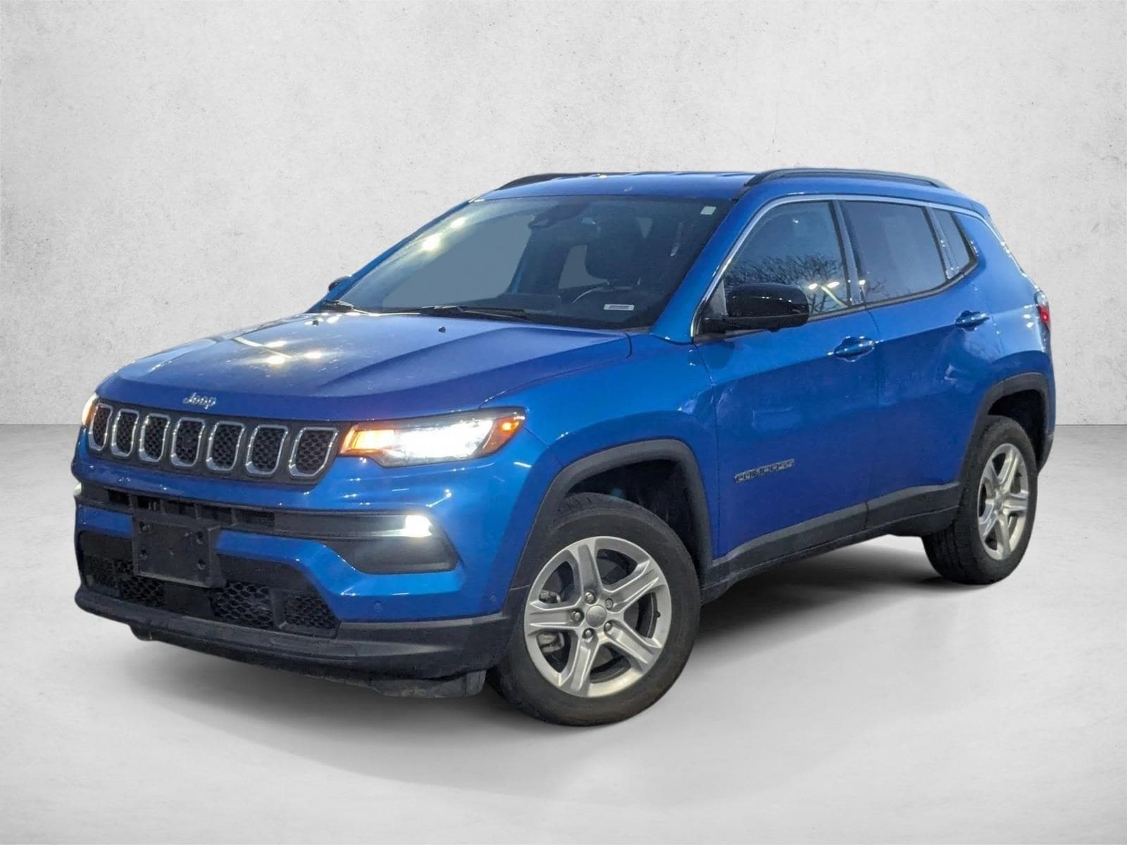 2023 Jeep Compass Latitude's photo
