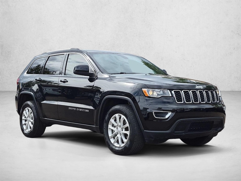 Used 2021 Jeep Grand Cherokee Laredo E Sport Utility