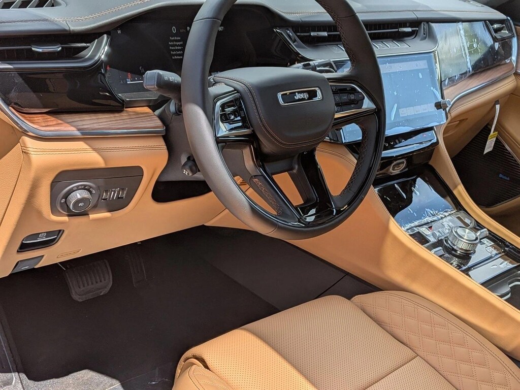 New 2026 Jeep Grand Cherokee Summit SUV